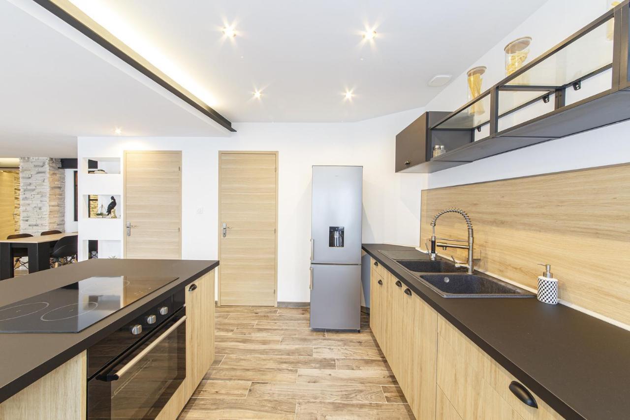 Appartement Luxueux Au Coeur De La Doutre Angers Bagian luar foto